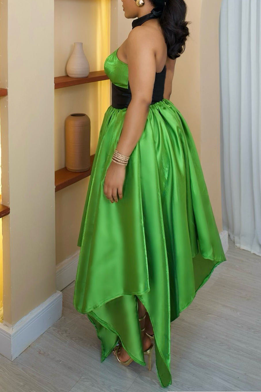 Attractive Halterneck Irregular Pleated Hem Maxi Dress
