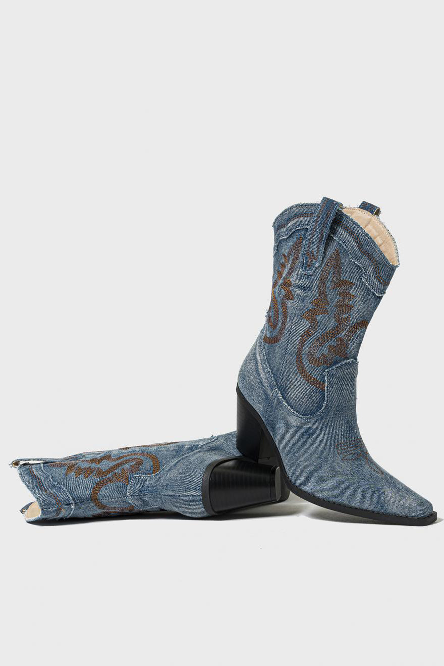 Western Style Contrasting Pointed Toe Cowboy Boots*