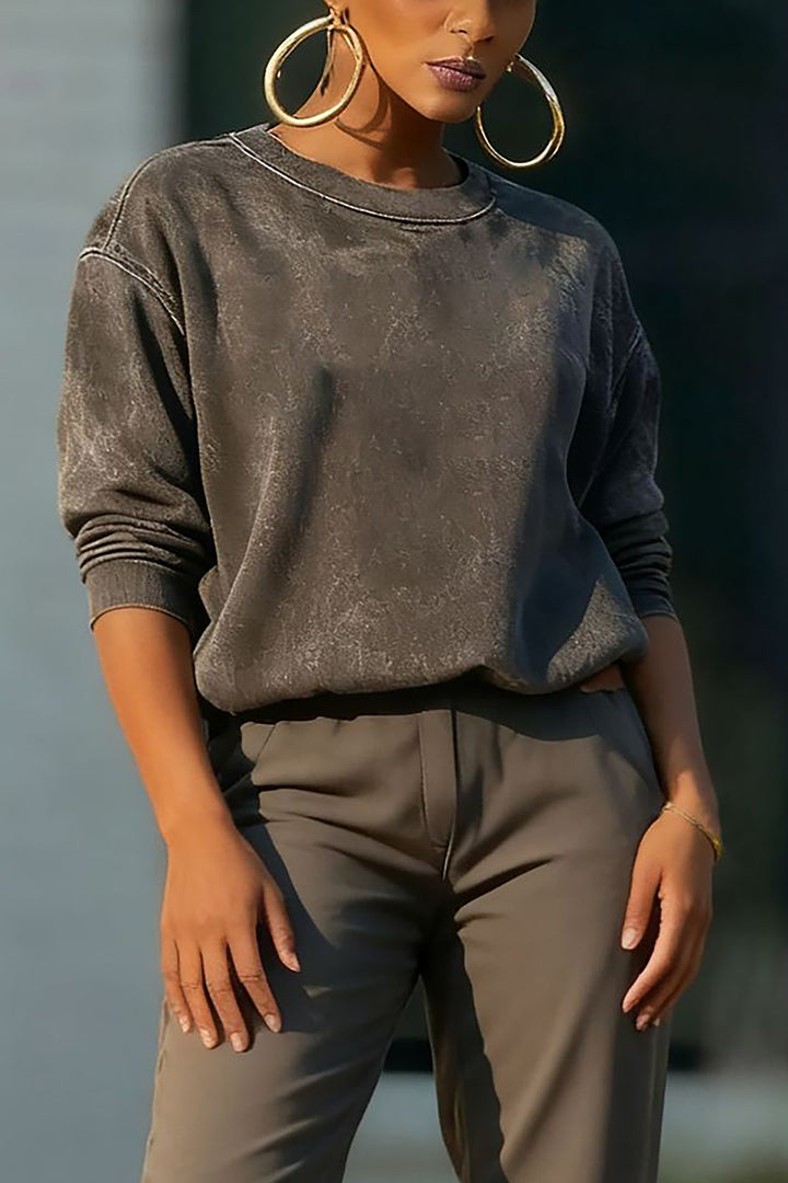 Casual Distressed Long Sleeved Sweatshirt*