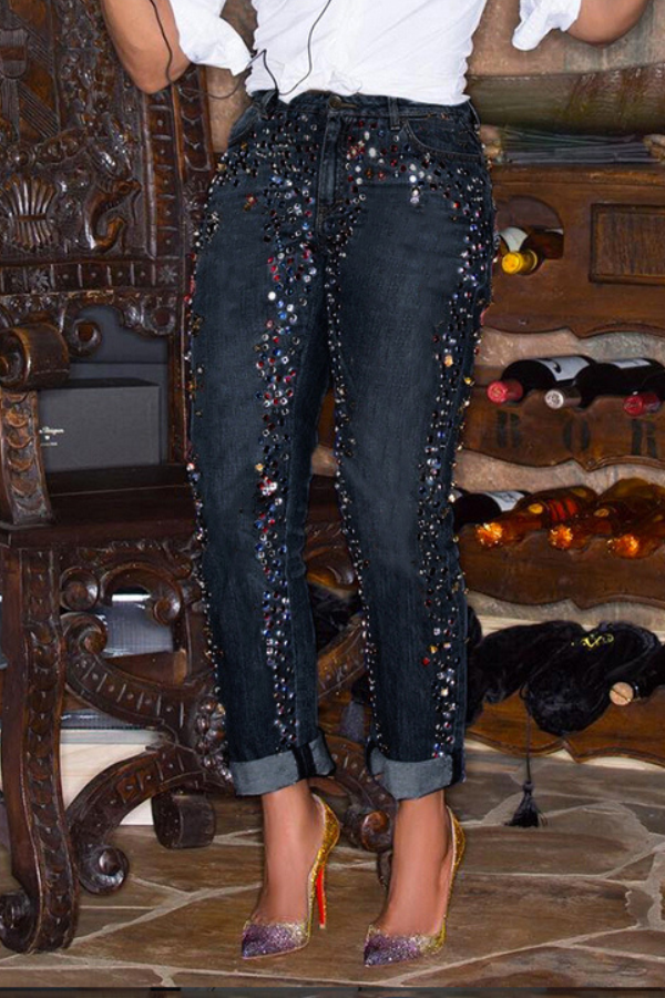 Stylish Bleach Wash Rhinestone Jeans